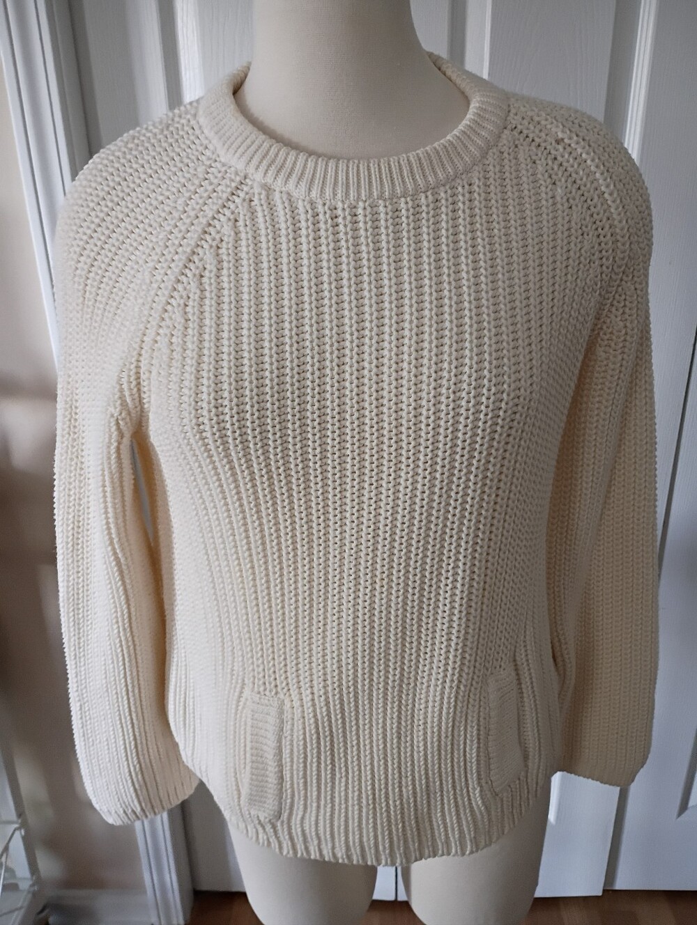Talbots Classic Crewneck Knit Sweater - Large Petite